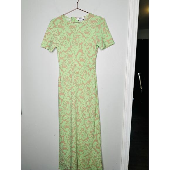SAUNDERS COLLECTIVE Green Rose Printed Floral Crewneck Luna Maxi Dress Size 2 - Picture 5 of 16